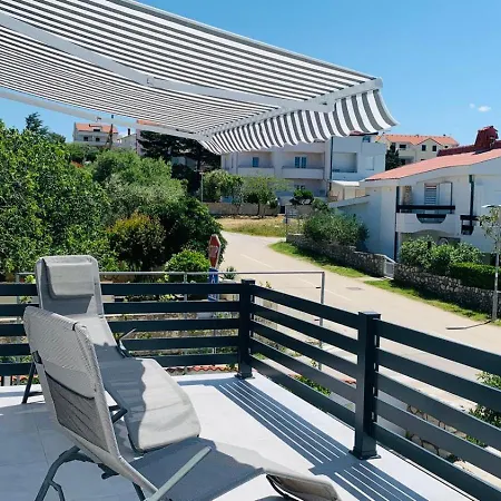 アパート Marina *