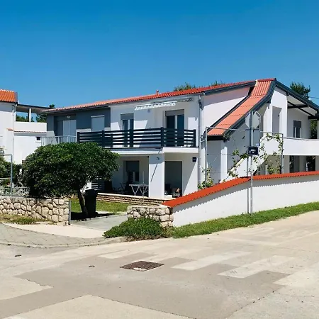 Marina Apartman